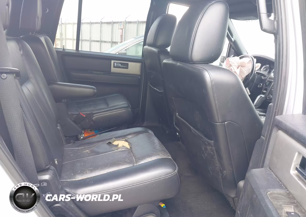 2015 Ford Expedition Limited VIN:1FMJU1KT0FEF21992 - 8
