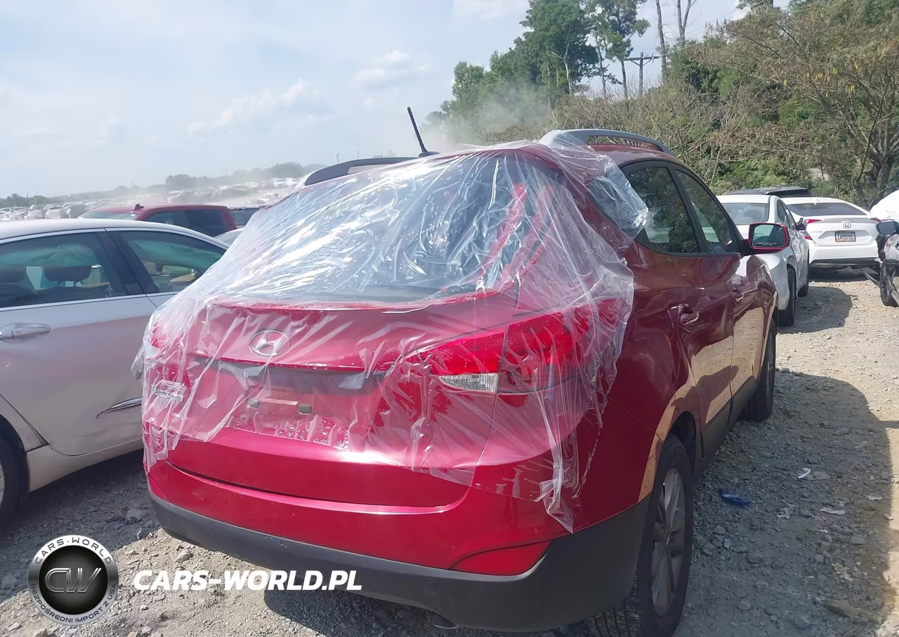 2014 Hyundai Tucson Se VIN:KM8JU3AG3EU792890 - 4