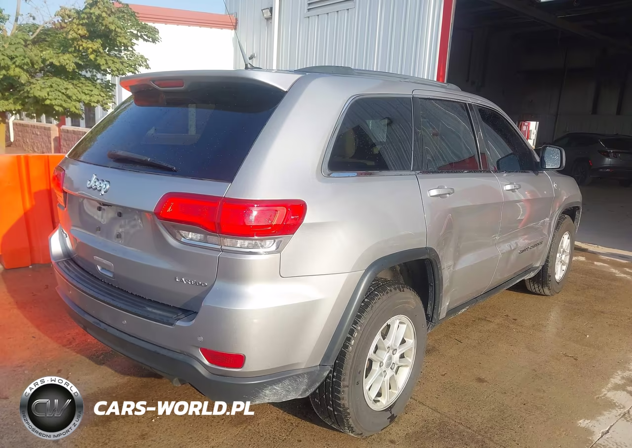 2019 Jeep Grand Cherokee Laredo VIN:1C4RJFAG9KC536983 - 4