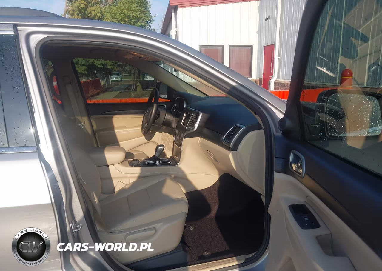2019 Jeep Grand Cherokee Laredo VIN:1C4RJFAG9KC536983 - 5
