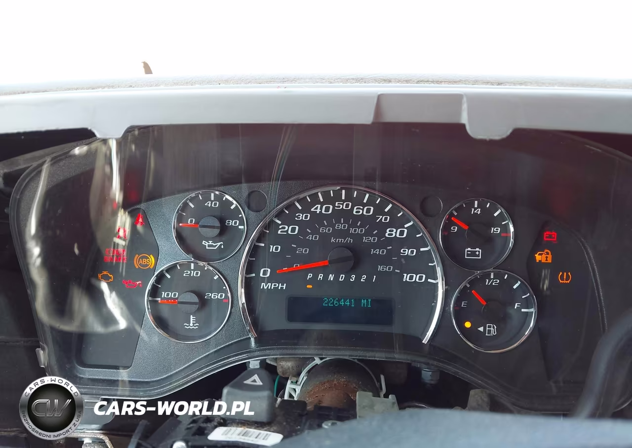 2008 Chevrolet Express Work Van VIN:1GCFG15X881171246 - 6