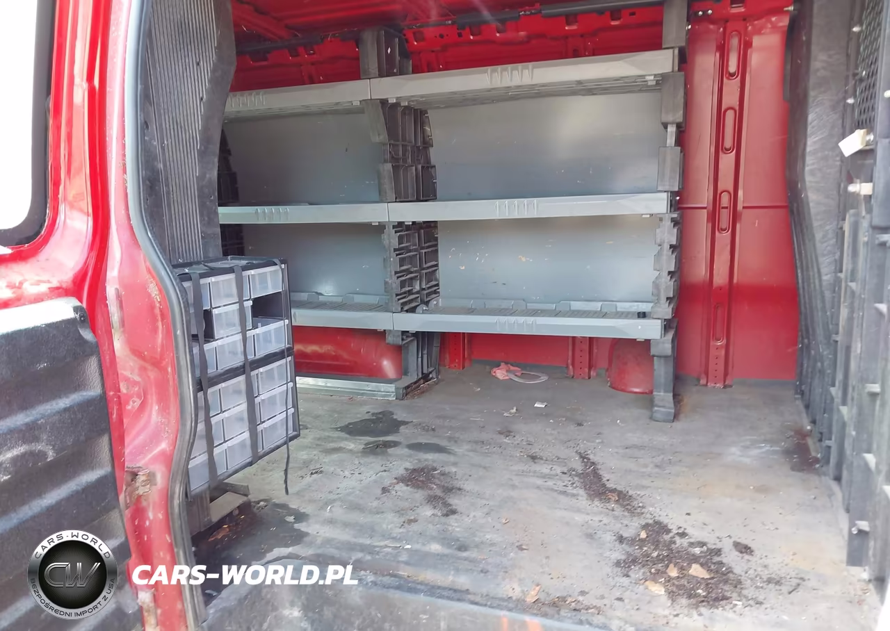 2008 Chevrolet Express Work Van VIN:1GCFG15X881171246 - 7