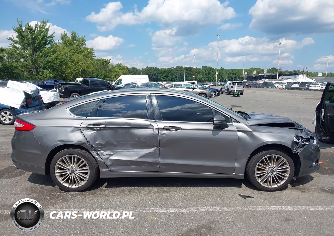 2013 Ford Fusion Se VIN:3FA6P0HR5DR388945 - 13