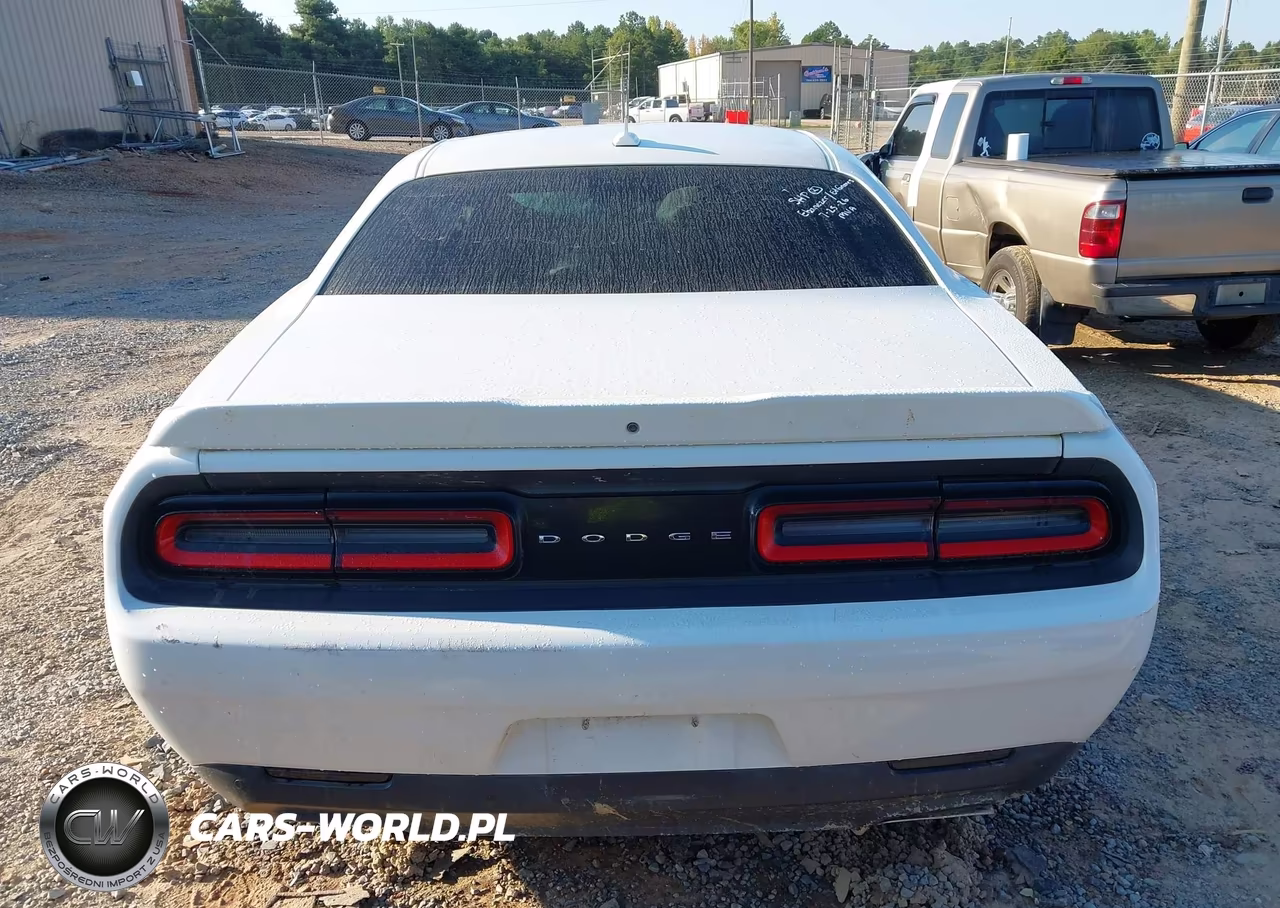 2015 Dodge Challenger R-T Plus VIN:2C3CDZBT4FH873580 - 16