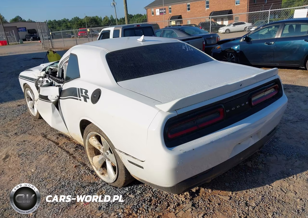 2015 Dodge Challenger R-T Plus VIN:2C3CDZBT4FH873580 - 3