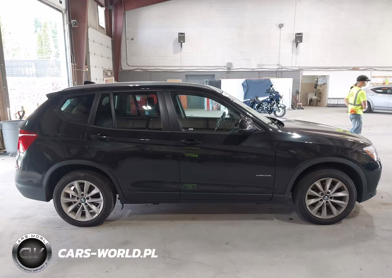2016 BMW X3 xDrive28I VIN:5UXWX9C57G0D95114 - 13