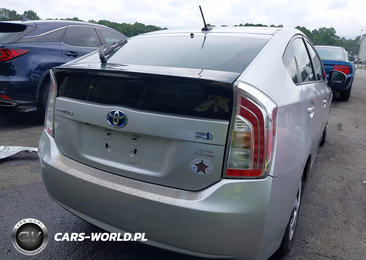 2013 Toyota Prius Three VIN:JTDKN3DU3D1727187 - 17
