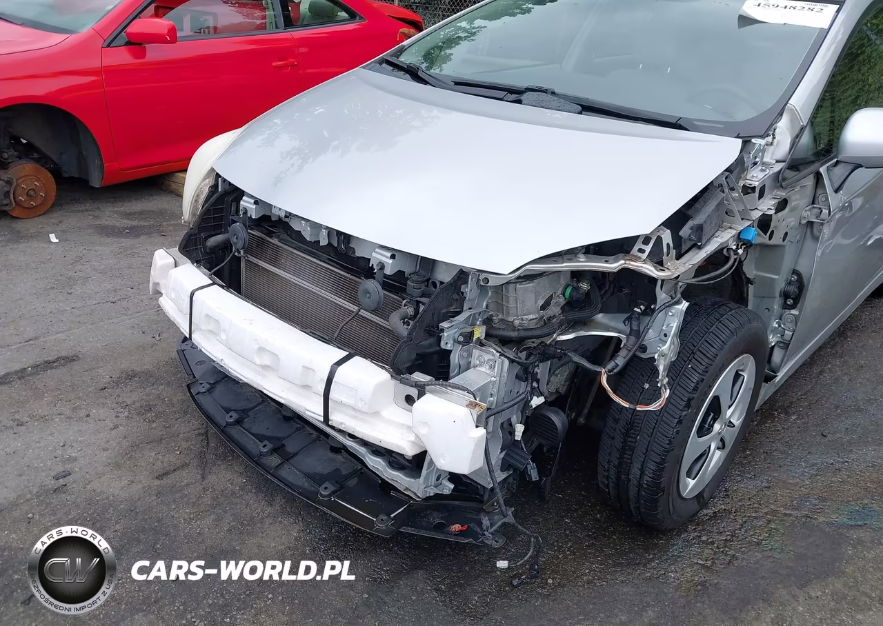 2013 Toyota Prius Three VIN:JTDKN3DU3D1727187 - 6