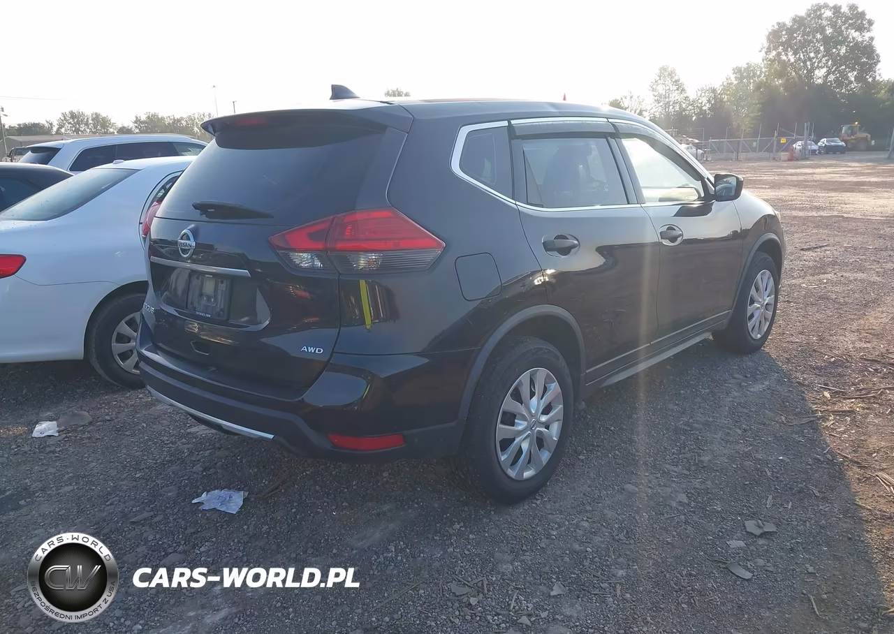 2017 Nissan Rogue S VIN:JN8AT2MV3HW258863 - 4