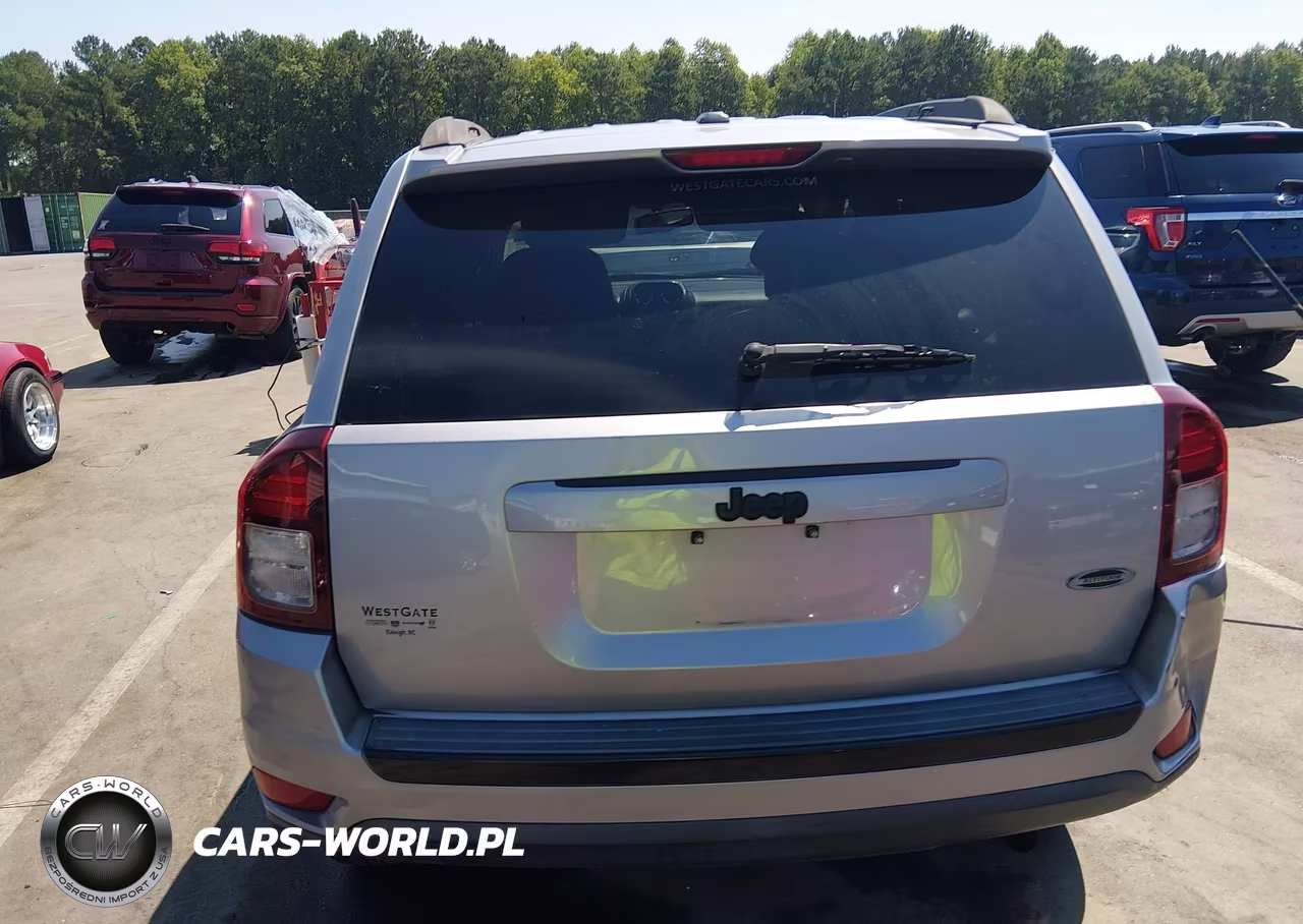 2014 Jeep Compass Altitude VIN:1C4NJCBA5ED822853 - 16