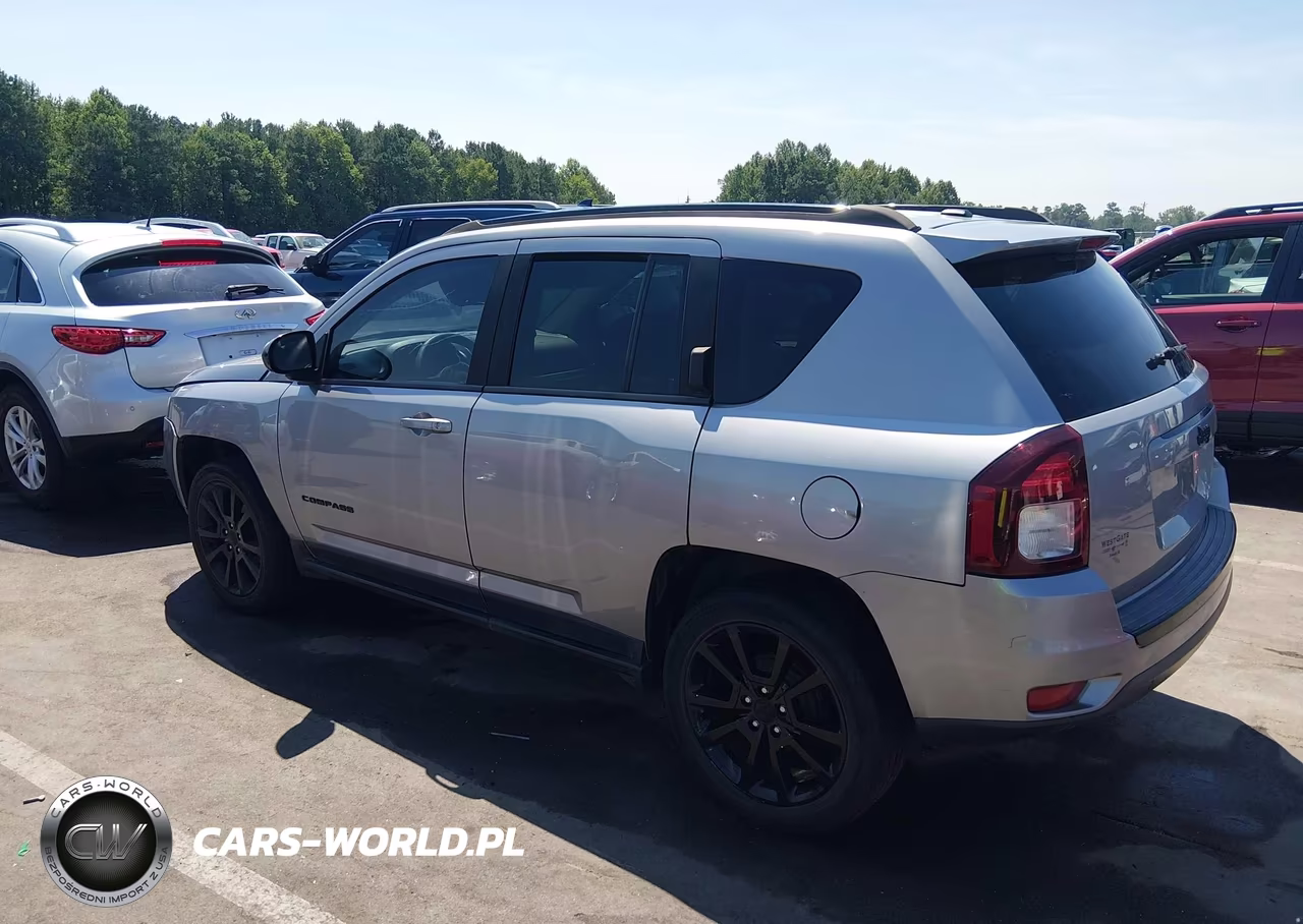 2014 Jeep Compass Altitude VIN:1C4NJCBA5ED822853 - 3