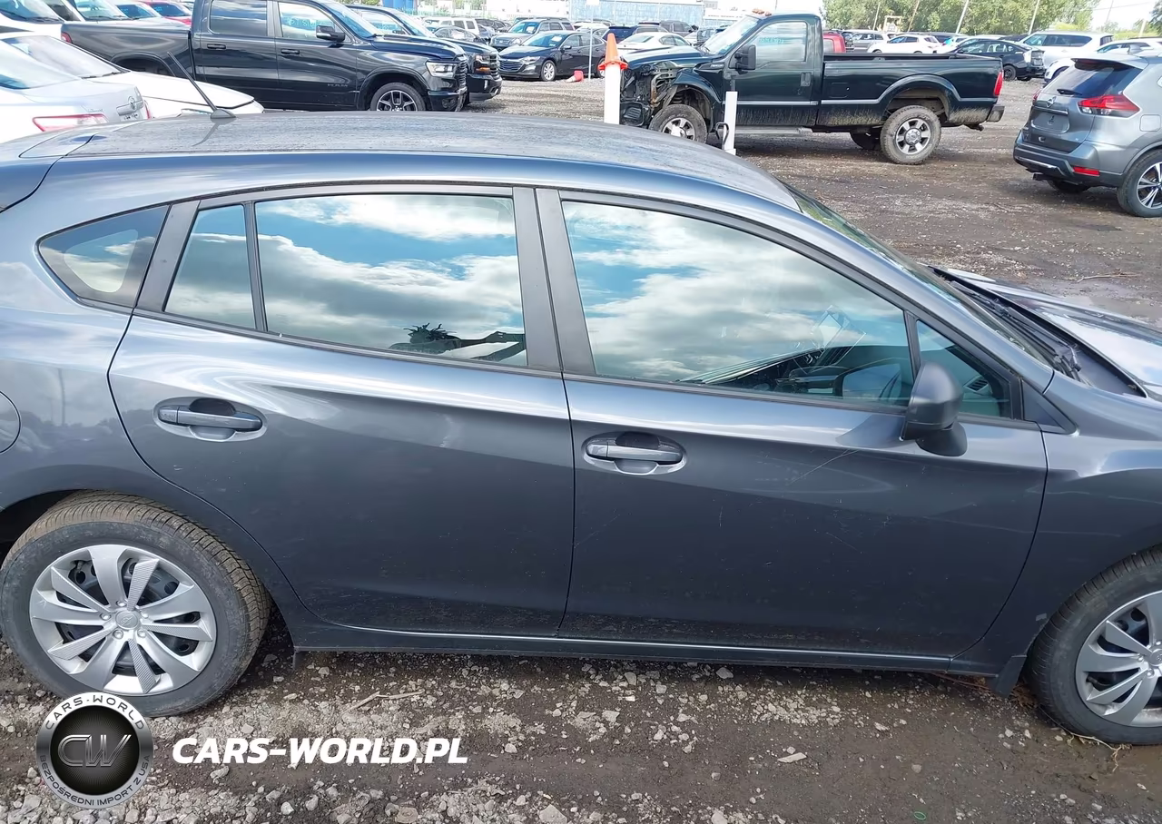 2018 Subaru Impreza 2.0I VIN:4S3GTAA60J3723460 - 12