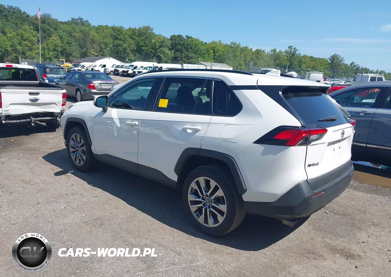2020 Toyota Rav4 Xle Premium VIN:2T3A1RFV3LW090155 - 3
