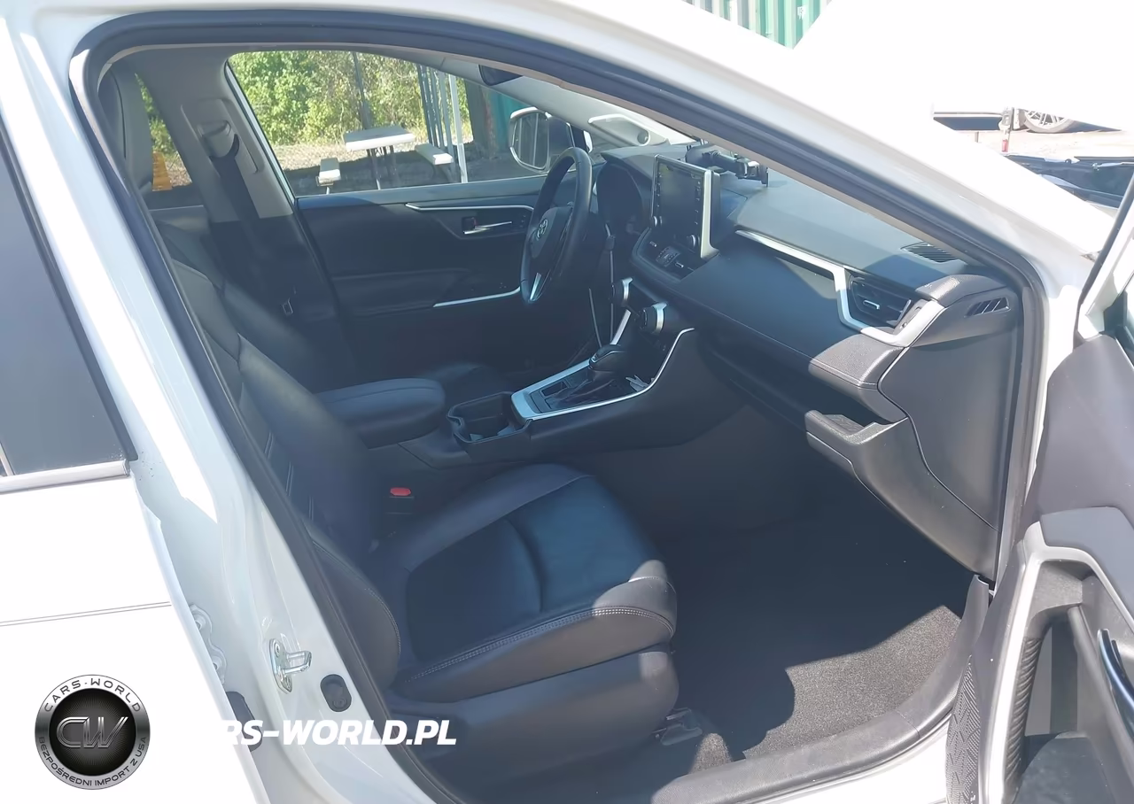 2020 Toyota Rav4 Xle Premium VIN:2T3A1RFV3LW090155 - 5