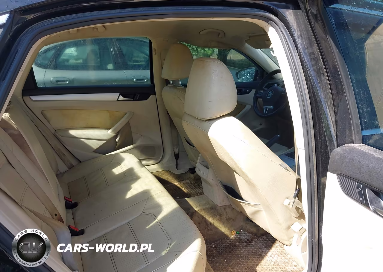 2012 Volkswagen Passat 2.5L Se VIN:1VWBP7A31CC066319 - 8
