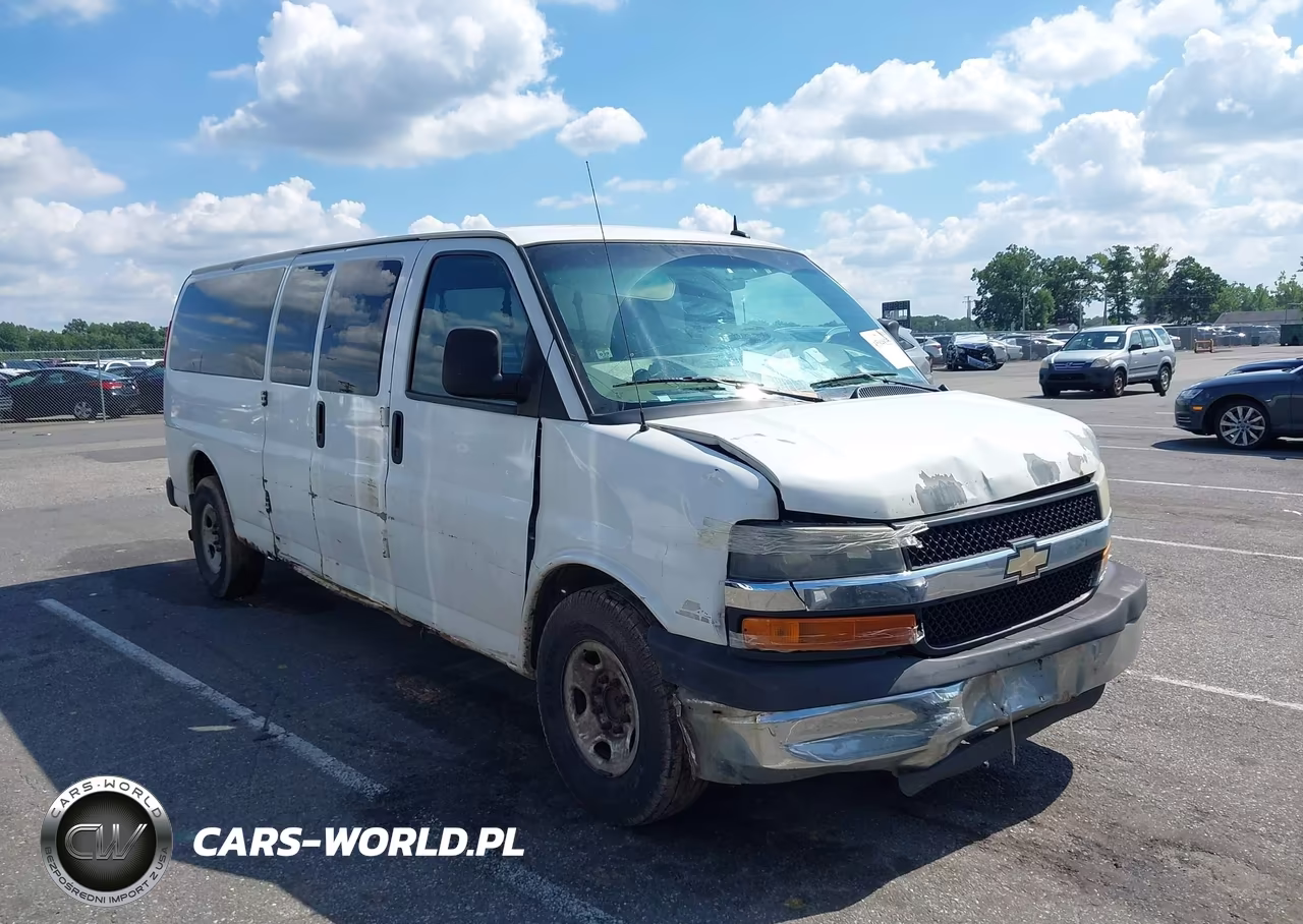 2011 Chevrolet Express 3500 Ls
