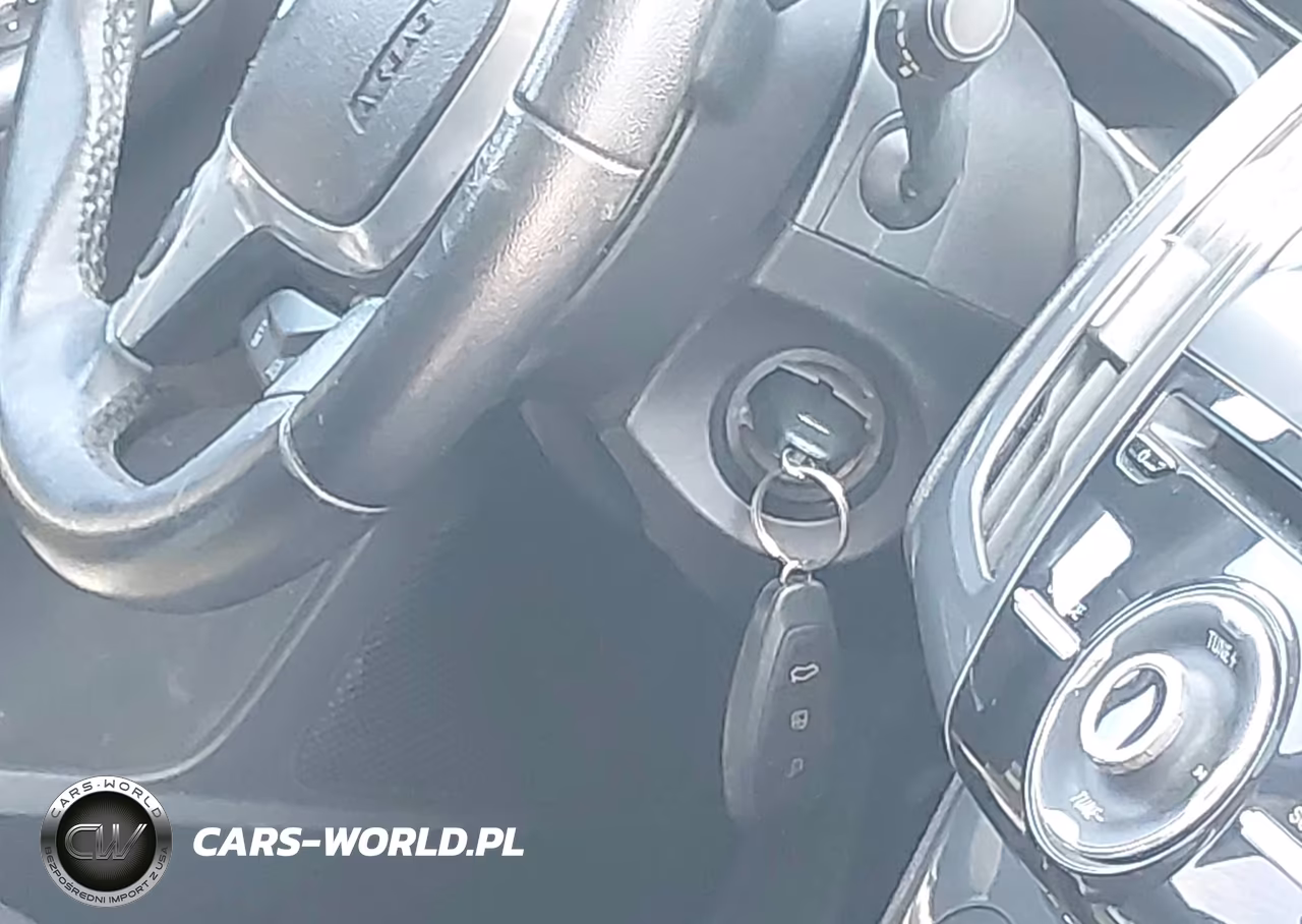 2012 Ford Focus Titanium VIN:1FAHP3J24CL195366 - 11
