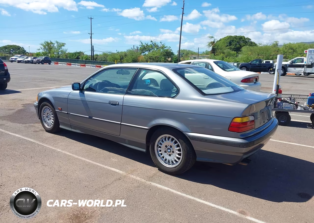 1994 BMW 325 Is VIN:WBABF3327REF47529 - 3