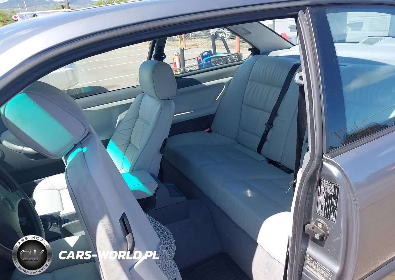 1994 BMW 325 Is VIN:WBABF3327REF47529 - 8