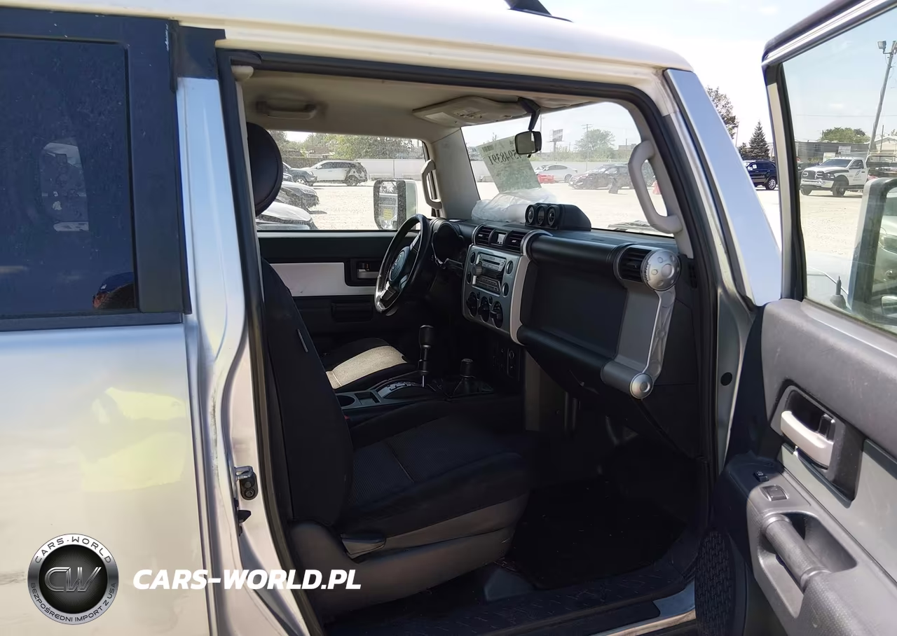 2007 Toyota Fj Cruiser VIN:JTEBU11F470045700 - 5