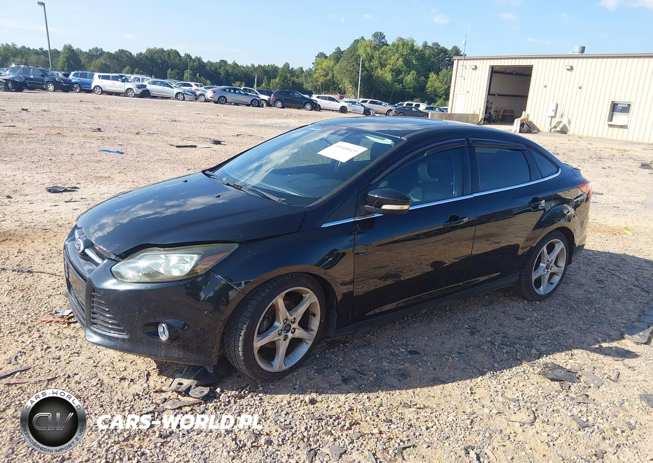 2013 Ford Focus Titanium VIN:1FADP3J20DL231490 - 2
