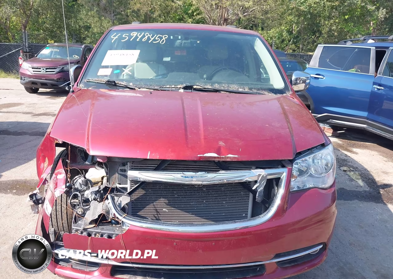 2011 Chrysler Town & Country Touring-L VIN:2A4RR8DGXBR682326 - 13