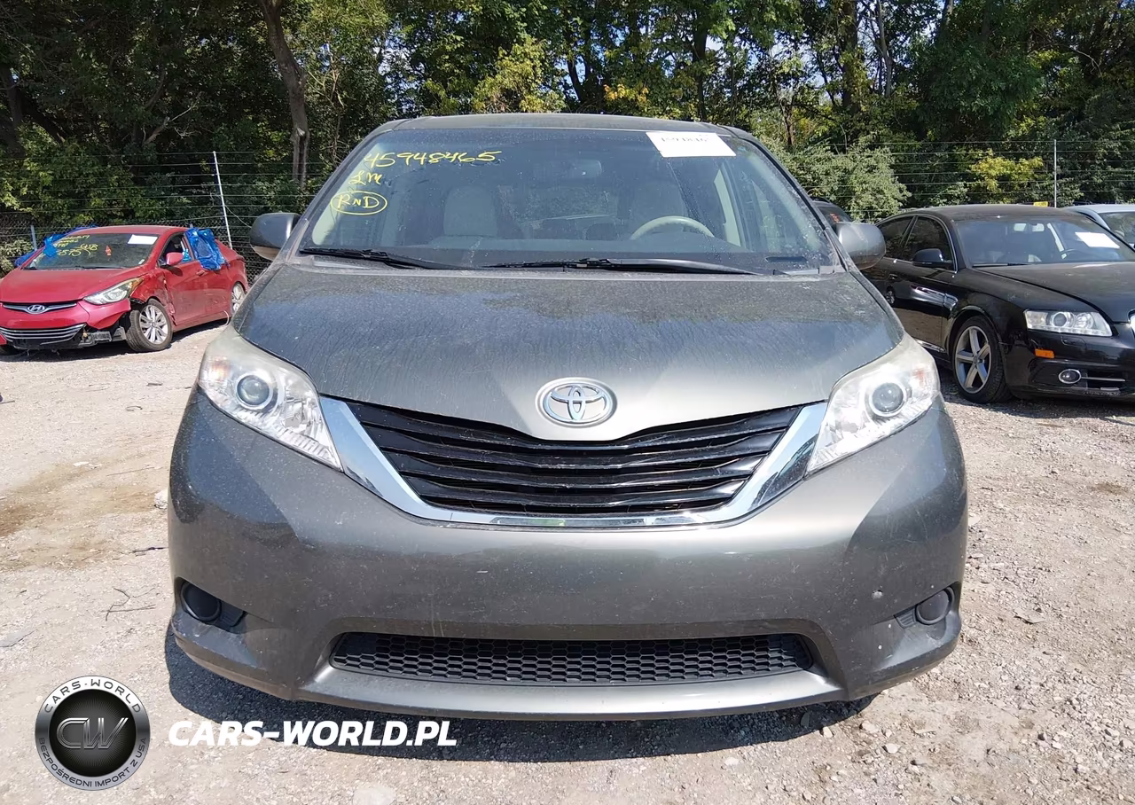 2013 Toyota Sienna Le V6 8 Passenger VIN:5TDKK3DC6DS400723 - 12