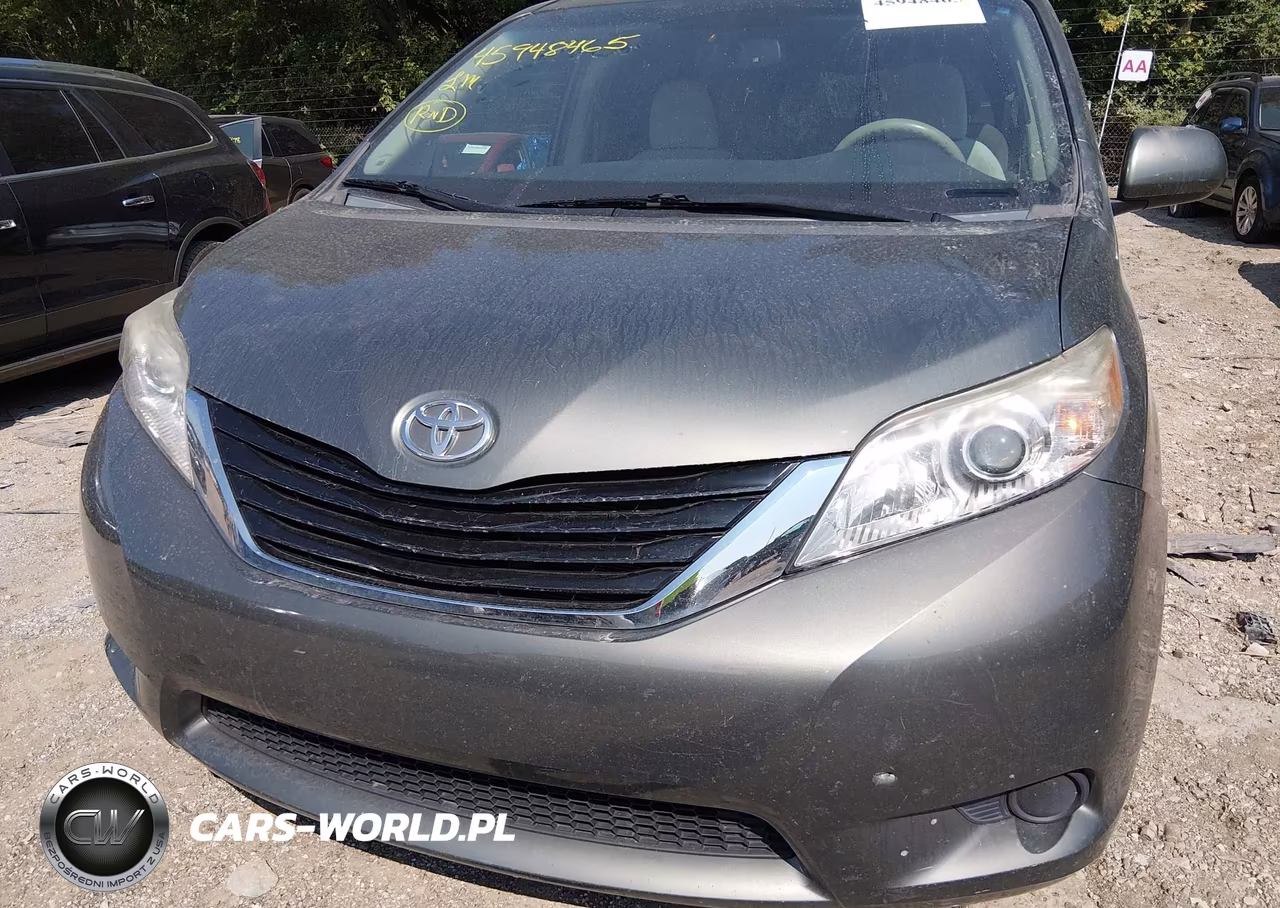 2013 Toyota Sienna Le V6 8 Passenger VIN:5TDKK3DC6DS400723 - 6