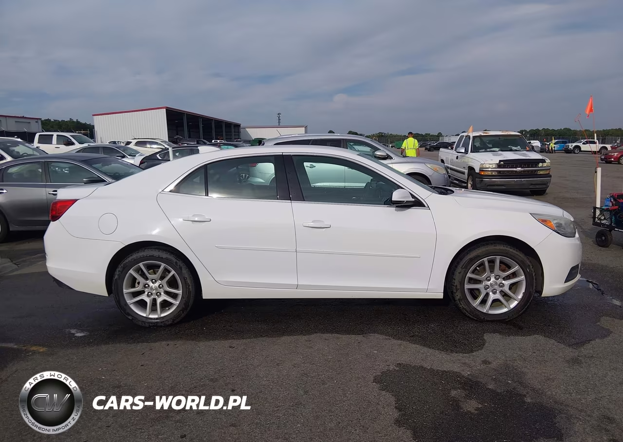 2015 Chevrolet Malibu 1Lt VIN:1G11C5SLXFF246097 - 14