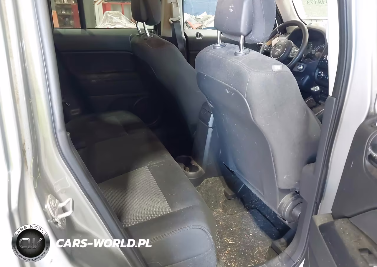 2015 Jeep Patriot Altitude Edition VIN:1C4NJRBB8FD417728 - 8