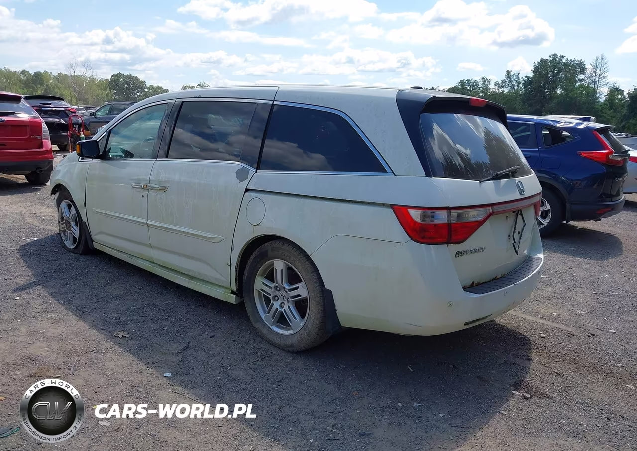 2012 Honda Odyssey Touring-Touring Elite VIN:5FNRL5H93CB118953 - 3
