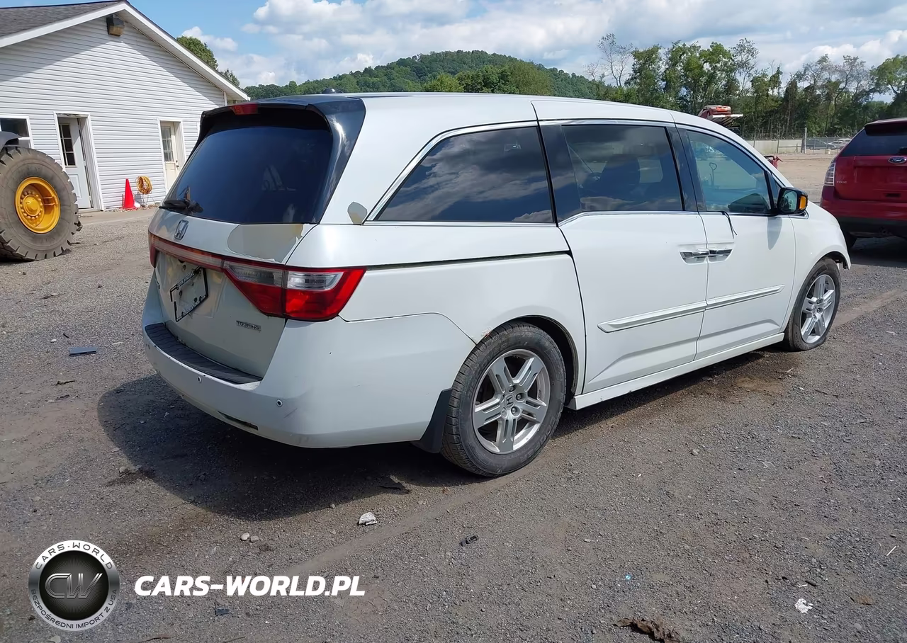 2012 Honda Odyssey Touring-Touring Elite VIN:5FNRL5H93CB118953 - 4