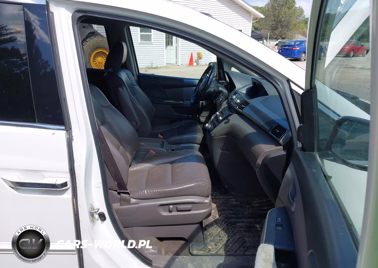 2012 Honda Odyssey Touring-Touring Elite VIN:5FNRL5H93CB118953 - 5