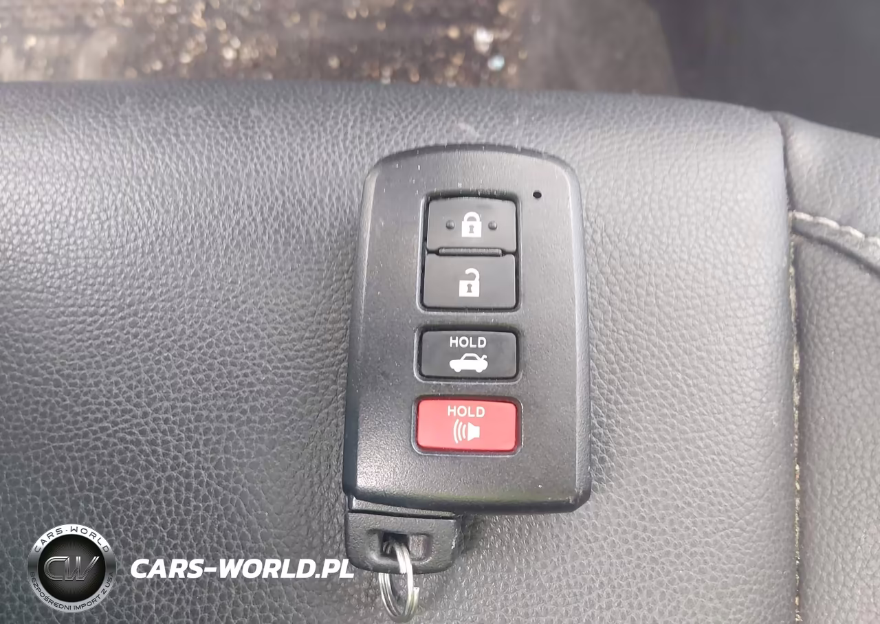 2018 Toyota Corolla L-Le-Xle-Se-Xse VIN:2T1BURHE5JC023721 - 11