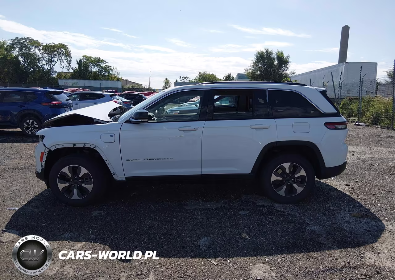 2022 Jeep Grand Cherokee 4Xe Limited 4X4 VIN:1C4RJYB68N8721454 - 14