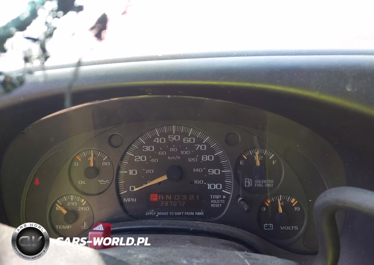 2002 Chevrolet Express VIN:1GCHG35R721143208 - 7