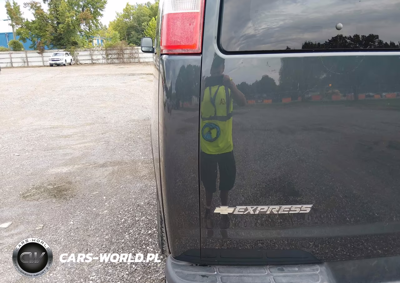 2017 Chevrolet Express 3500 Lt VIN:1GAZGPFF5H1274431 - 6