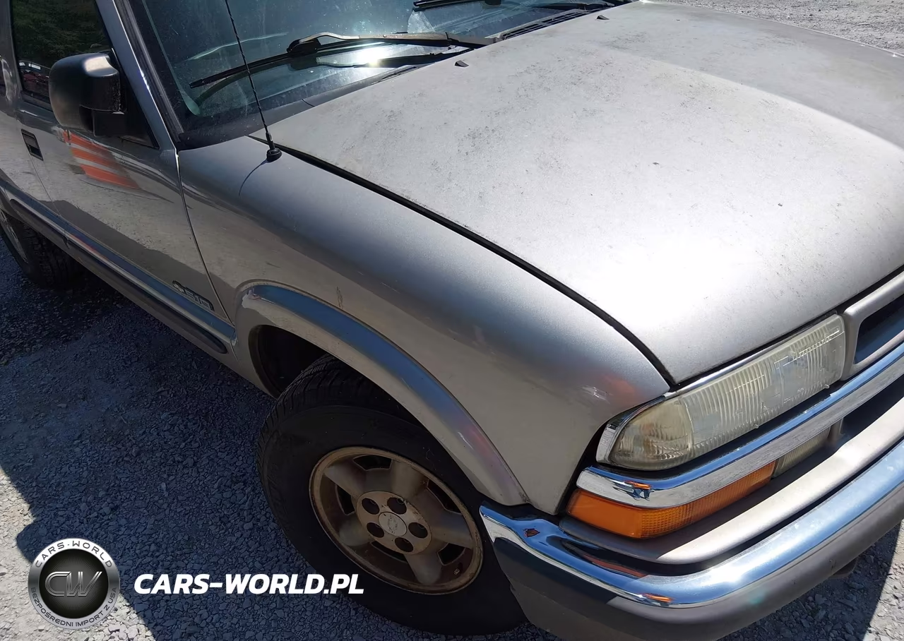2002 Chevrolet S-10 Ls VIN:1GCDT13W32K177065 - 19