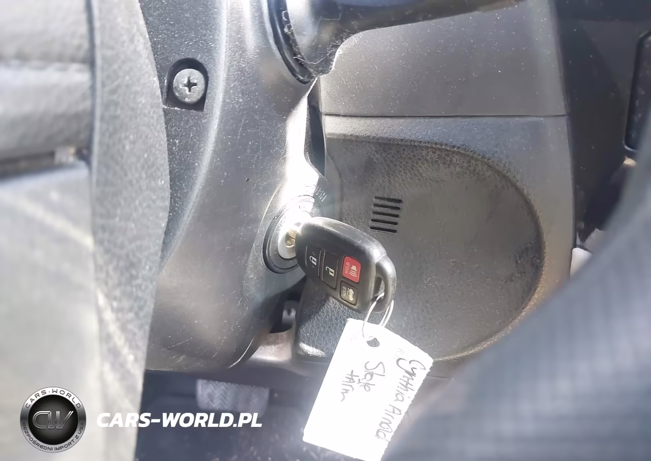 2015 Toyota Corolla Le VIN:2T1BURHEXFC379847 - 11