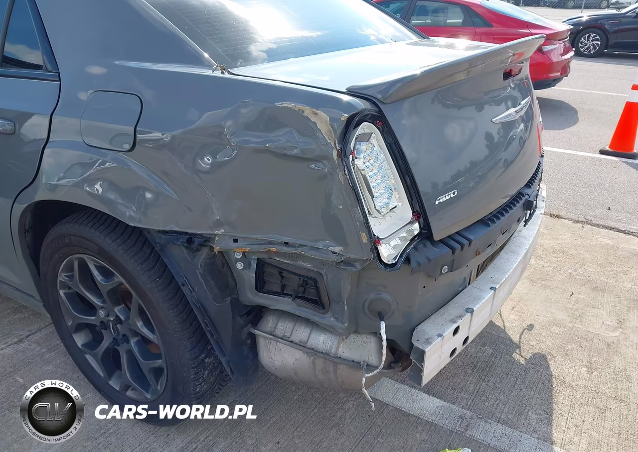 2017 Chrysler 300 S VIN:2C3CCAGG4HH653813 - 18