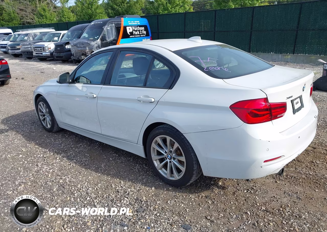 2017 BMW 320I xDrive VIN:WBA8E5G58HNU42300 - 3