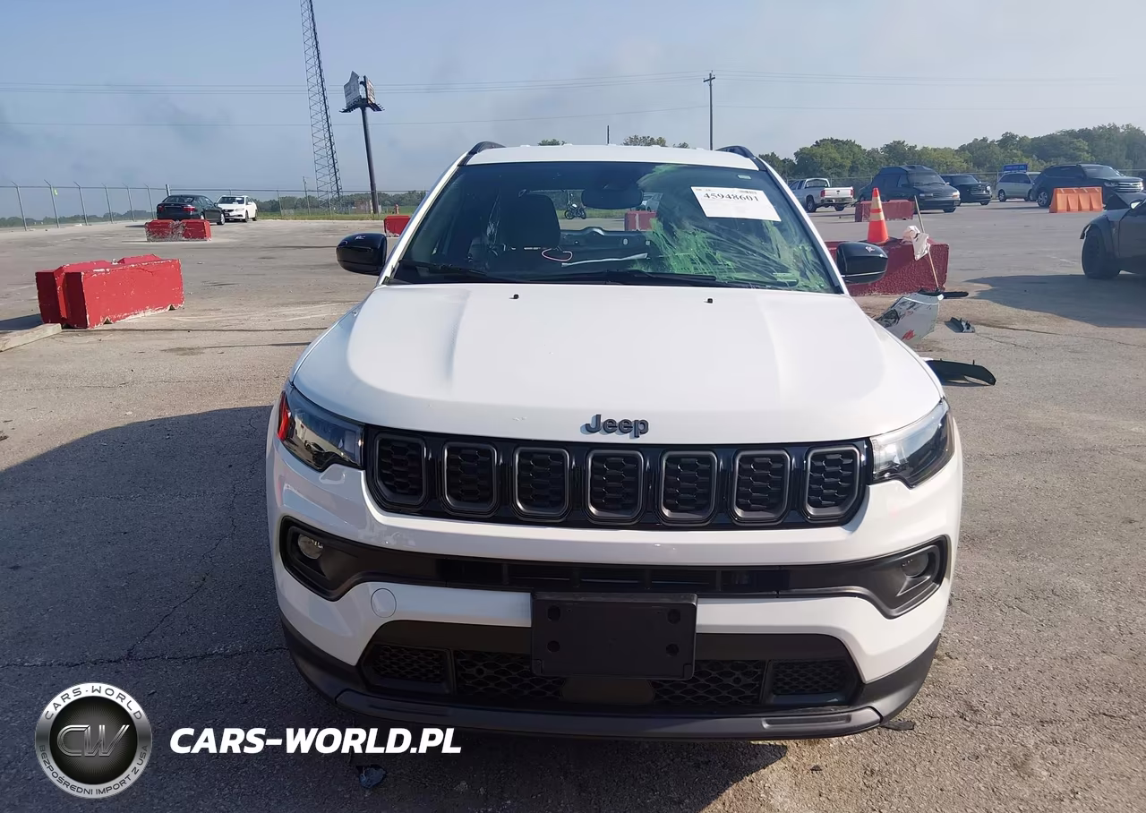 2025 Jeep Compass Latitude 4X4 VIN:3C4NJDBN4ST538242 - 13