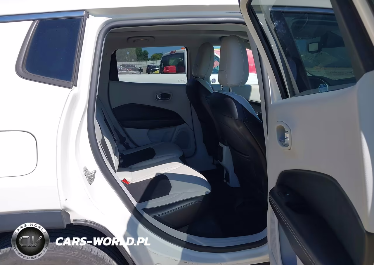 2018 Jeep Compass Sun And Wheel Fwd VIN:3C4NJCBB0JT487580 - 8