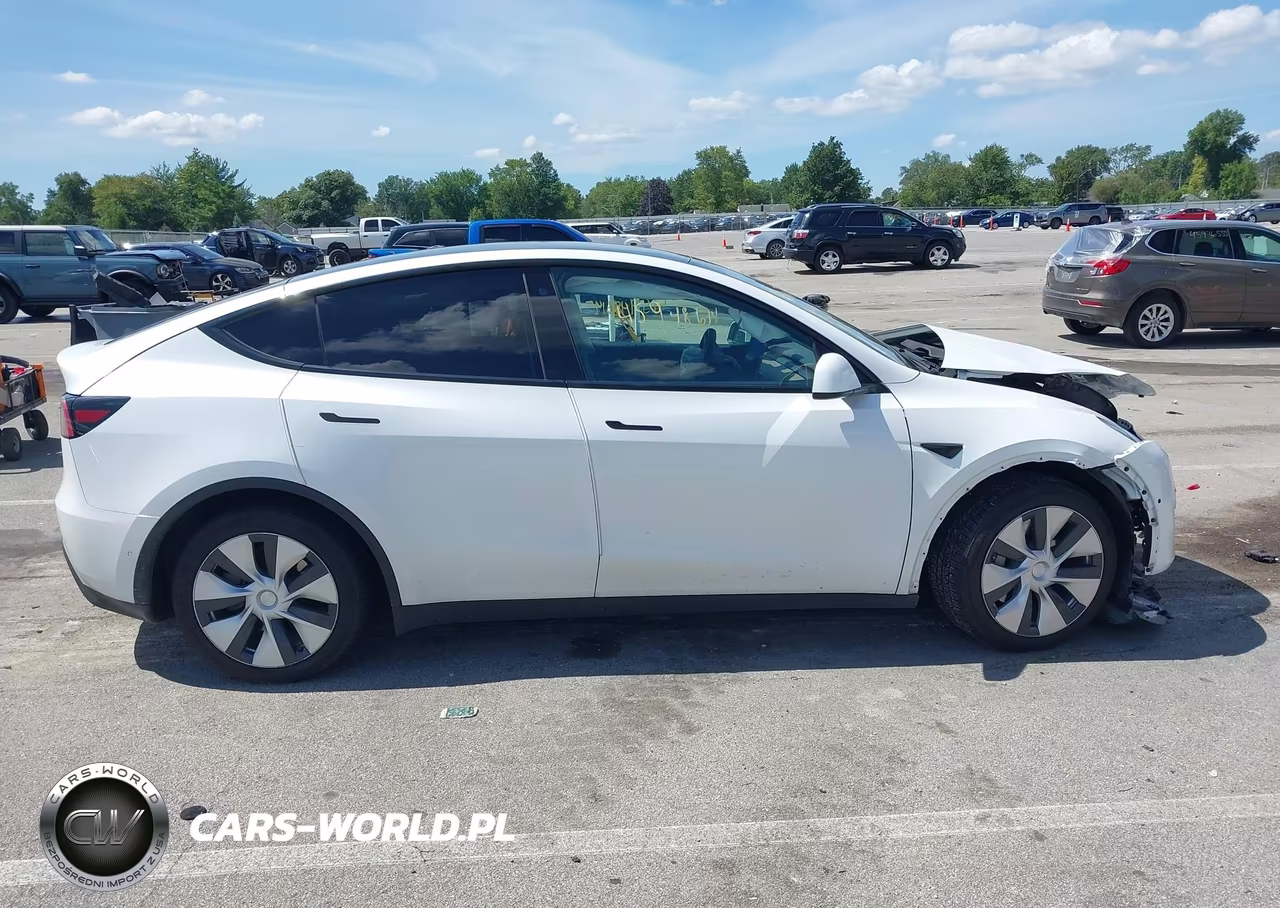2021 Tesla Model Y Long Range Dual Motor All-Wheel Drive VIN:5YJYGDEEXMF190357 - 13