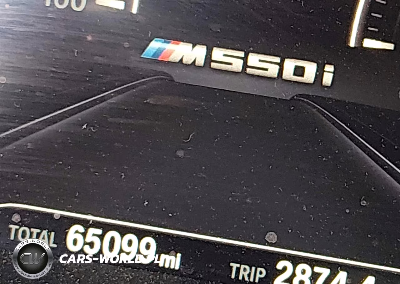 2019 BMW M550I xDrive VIN:WBAJB9C50KB289377 - 16