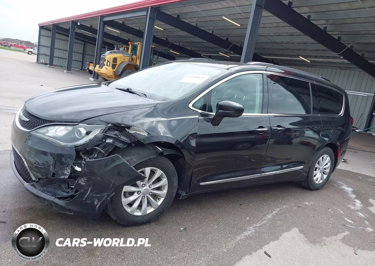2017 Chrysler Pacifica Touring-L VIN:2C4RC1BG4HR705187 - 14