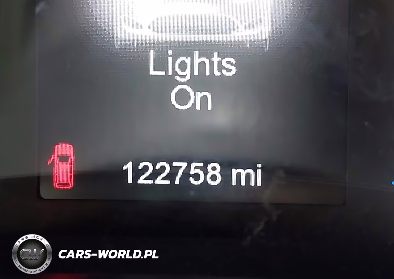 2017 Chrysler Pacifica Touring-L VIN:2C4RC1BG4HR705187 - 7