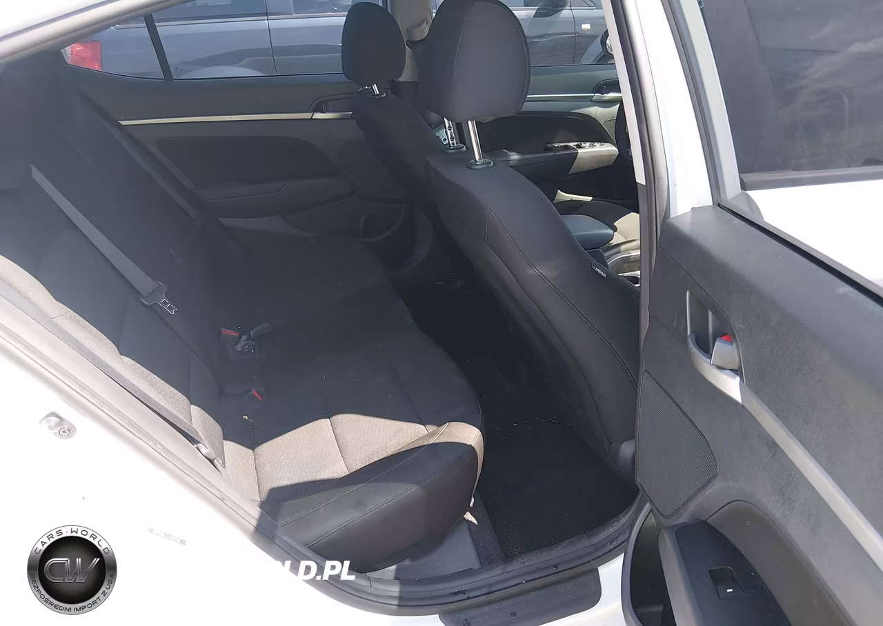 2020 Hyundai Elantra Sel VIN:5NPD84LF2LH573748 - 8