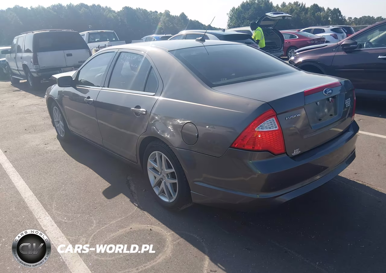 2010 Ford Fusion Se VIN:3FAHP0HA2AR418336 - 3