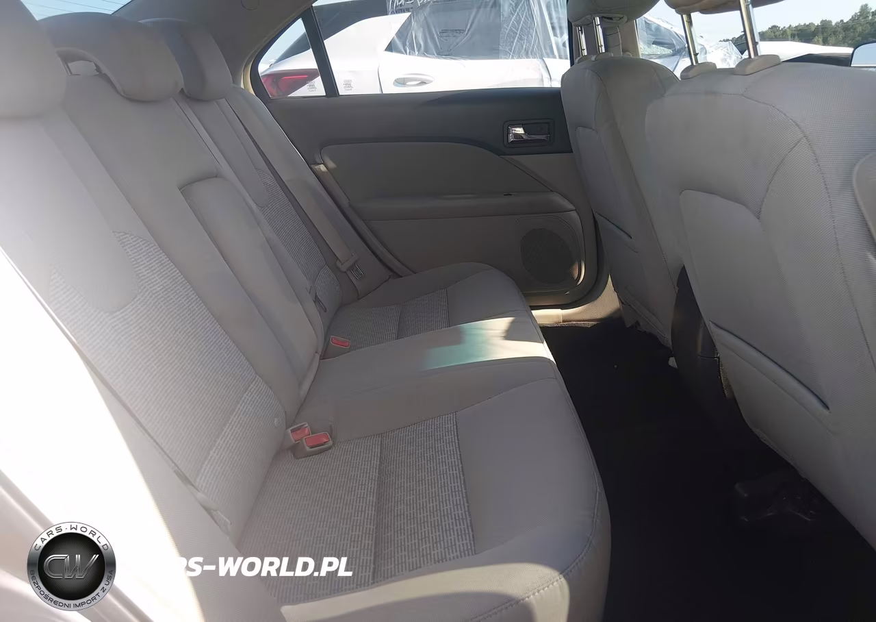2010 Ford Fusion Se VIN:3FAHP0HA2AR418336 - 8